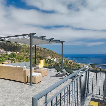 Sky & Ocean Villa *